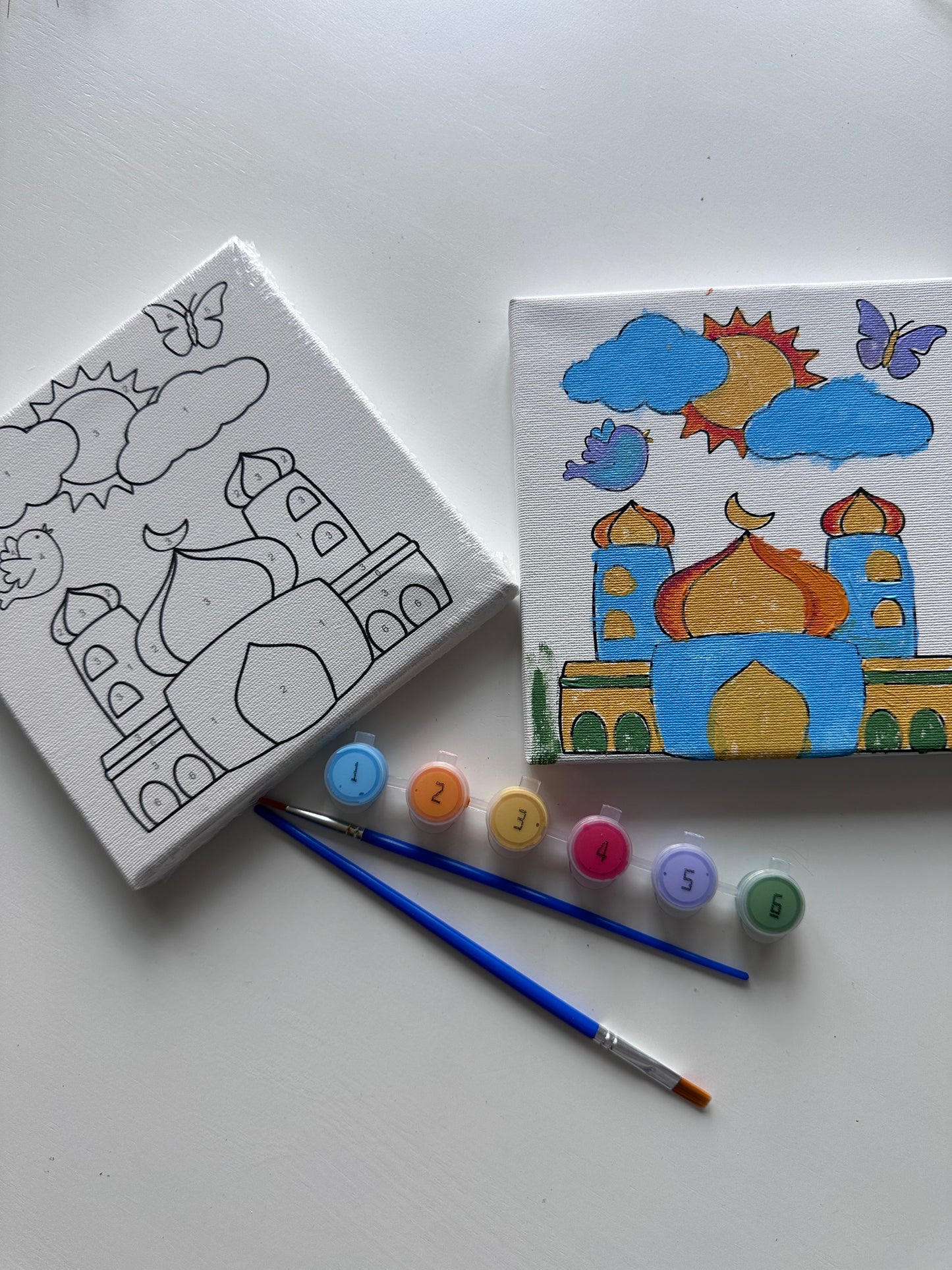 Mini stretched canvas paint kit